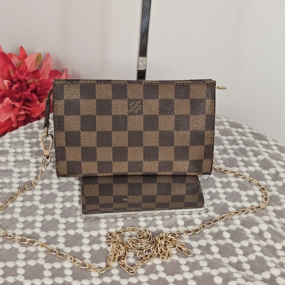 LOUIS VUITTON Damier Ebene Pouch CONVERTED to CROSSBODY (Unbranded chain - Picture 14 of 17